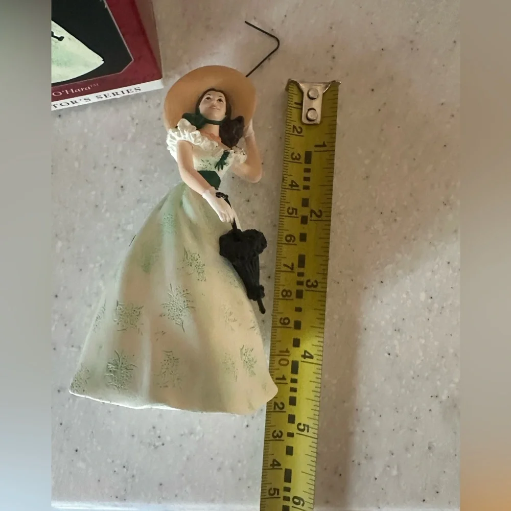 Vintage Hallmark Keepsake Christmas Ornament Gone with The Wind 1998 Scarlett O.